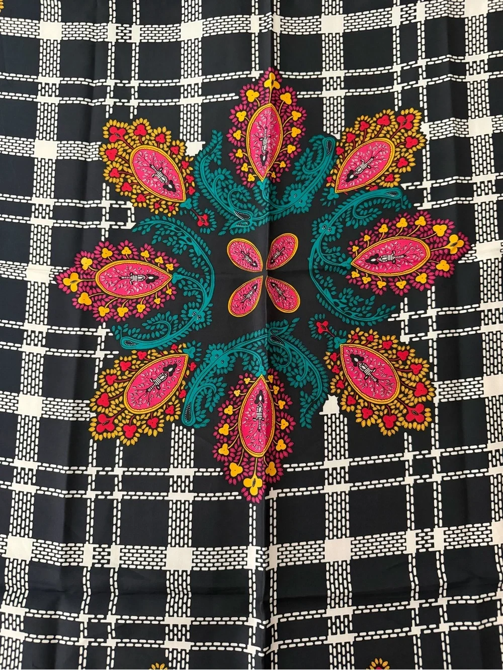 Vintage Diane Von Furstenberg 100% Silk Paisley Grid Square Scarf Large